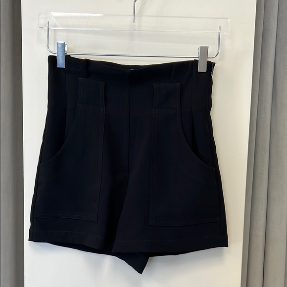 Amanda Uprichard Shorts - Picture 1 of 4